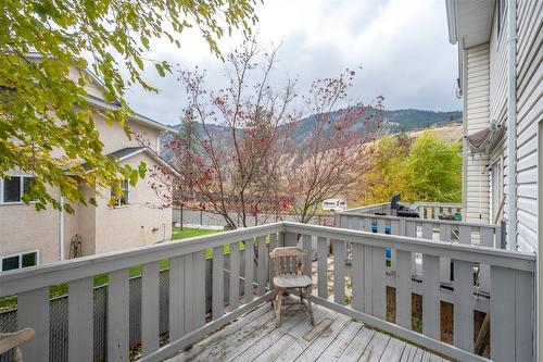 9-1020 Cedar Street, Okanagan Falls, BC - Outdoor With Exterior