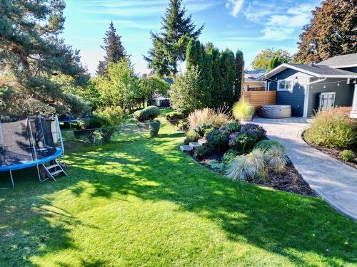 994 Tronson Drive, Kelowna, BC - Outdoor