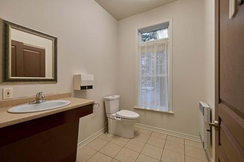 Bathroom - 6-444 Ch. De La Grande-Côte, Rosemère, QC - Indoor Photo Showing Bathroom
