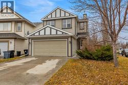 136 Copperfield Close SE  Calgary, AB T2Z 4L3