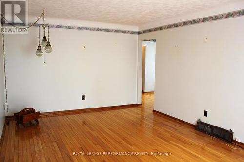 408 Beach Avenue, Cornwall, ON - Indoor Photo Showing Other Room