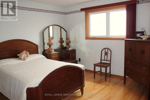 408 Beach Avenue, Cornwall, ON - Indoor Photo Showing Bedroom