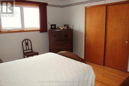 408 Beach Avenue, Cornwall, ON - Indoor Photo Showing Bedroom