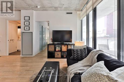 207 - 650 King Street W, Toronto, ON - Indoor Photo Showing Other Room