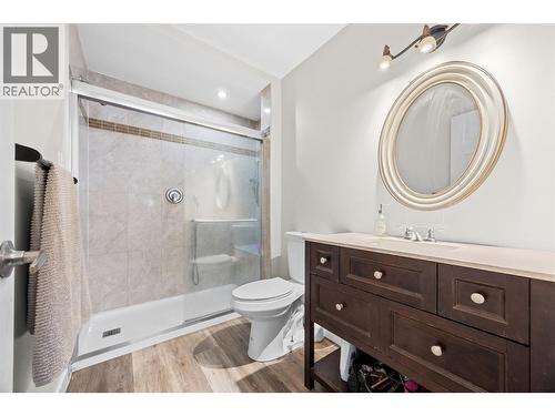 3011 Ensign Way, West Kelowna, BC - Indoor Photo Showing Bathroom