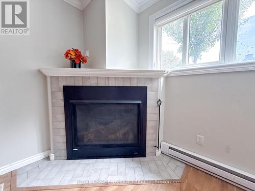 110 - 5 Jacksway Crescent, London North (North G), ON - Indoor Photo Showing Living Room With Fireplace