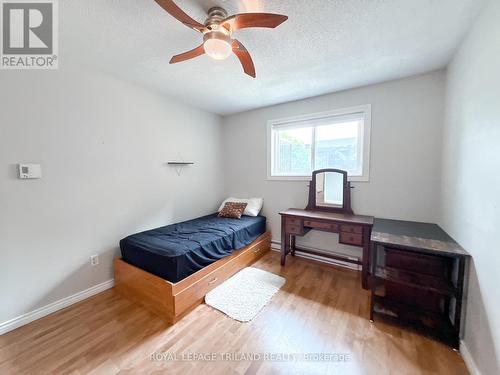 110 - 5 Jacksway Crescent, London North (North G), ON - Indoor Photo Showing Bedroom