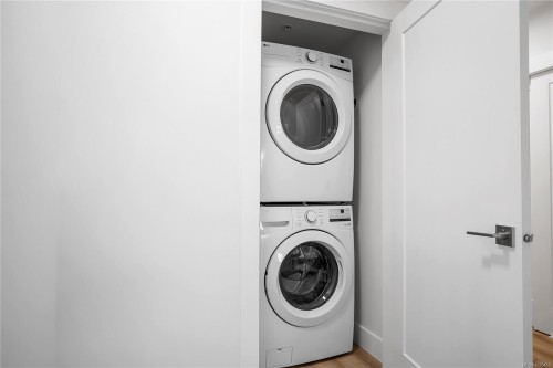 505-45 Haliburton St, Nanaimo, BC - Indoor Photo Showing Laundry Room