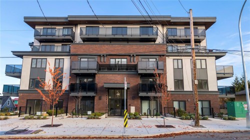 505-45 Haliburton St, Nanaimo, BC - Outdoor With Facade