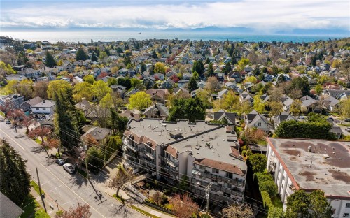 402-1241 Fairfield Rd, Victoria, BC - Outdoor With View