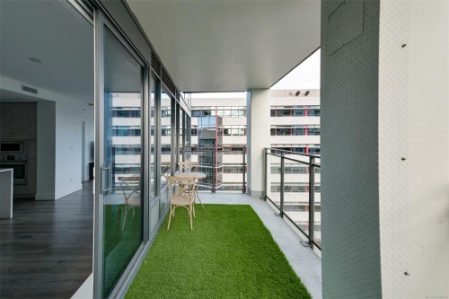 1006-777 Herald St, Victoria, BC - Indoor Photo Showing Other Room