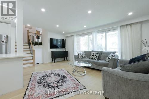 Bright,renovated open-concept living & dining area - 249 Tampico Road, Richmond Hill, ON - Indoor Photo Showing Living Room