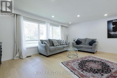 249 Tampico Road, Richmond Hill, ON - Indoor Photo Showing Living Room