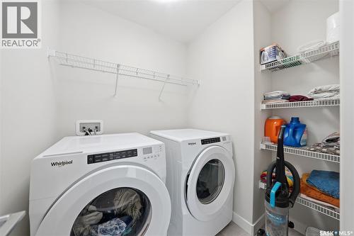 458 Schmeiser Bend, Saskatoon, SK - Indoor Photo Showing Laundry Room