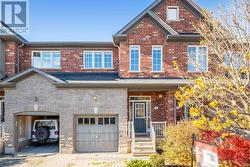 4 - 745 FARMSTEAD DRIVE  Milton, ON L9T 8B1