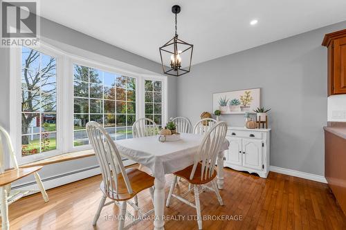 16 Walnut Street, Port Colborne (Sugarloaf), ON - Indoor Photo Showing Dining Room