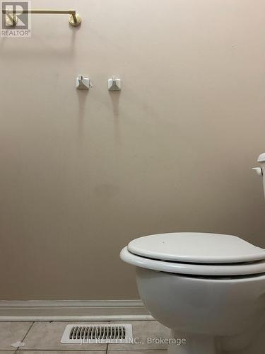 233A Rouge River Dr Drive, Toronto, ON - Indoor Photo Showing Bathroom