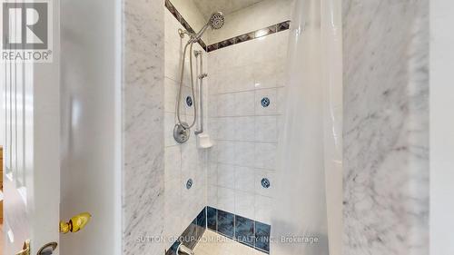 111 Kelso Crescent, Vaughan, ON - Indoor Photo Showing Bathroom