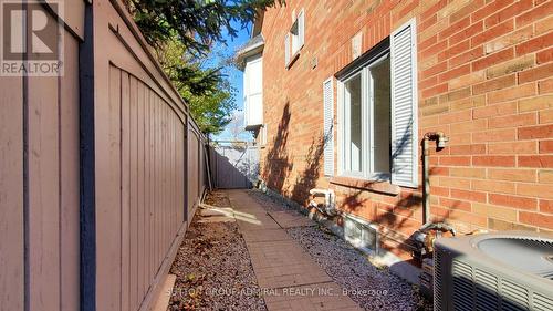 111 Kelso Crescent, Vaughan, ON - Outdoor With Exterior