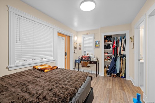 4012 Rainbow St, Saanich, BC 