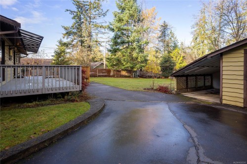 856 Reid Rd, Parksville, BC 