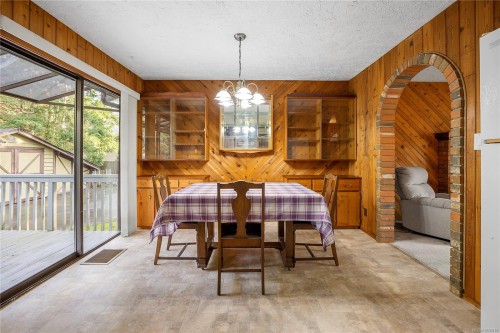 856 Reid Rd, Parksville, BC 