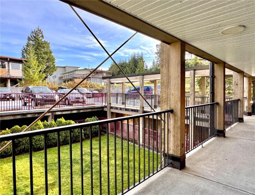 203-250 Hemlock St, Ucluelet, BC - Outdoor With Exterior