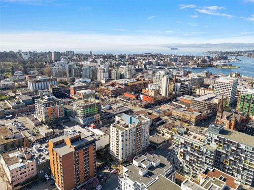 1009-835 View St, Victoria, BC - Outdoor With View