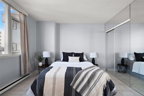 1009-835 View St, Victoria, BC - Indoor Photo Showing Bedroom