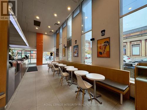 290 Bank Street, Ottawa, ON 