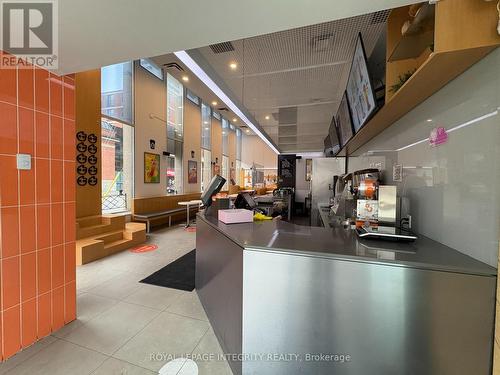 290 Bank Street, Ottawa, ON 