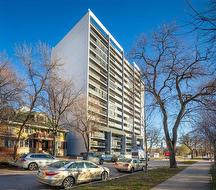 1703 15 Kennedy Street  Winnipeg, MB R3C 3X5