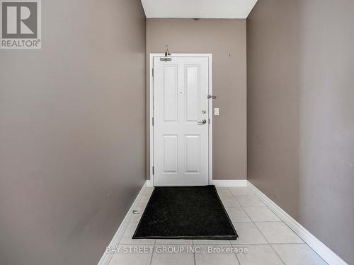 606 - 255 Keats Way, Waterloo, ON - Indoor Photo Showing Other Room