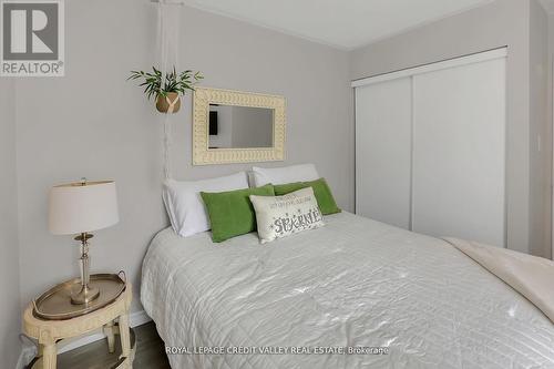 11 Jefferson Court W, Welland, ON - Indoor Photo Showing Bedroom