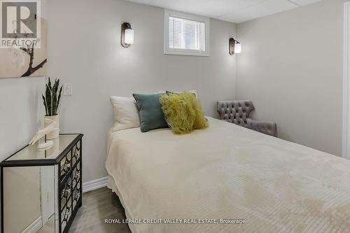 11 Jefferson Court W, Welland, ON - Indoor Photo Showing Bedroom