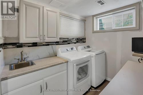 11 Jefferson Court W, Welland, ON - Indoor Photo Showing Laundry Room