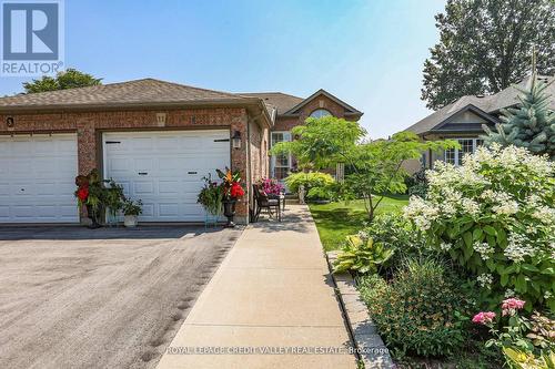 11 Jefferson Court W, Welland, ON - Outdoor