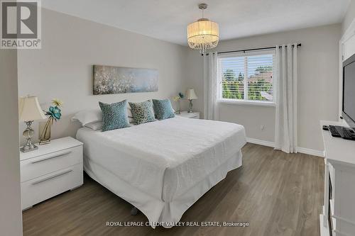 11 Jefferson Court W, Welland, ON - Indoor Photo Showing Bedroom