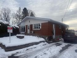 874 Rue Arthur-Toupin  Sainte-Adèle, QC J8B 1H8