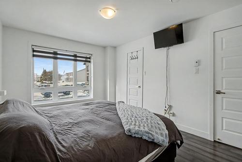 Chambre à coucher principale - 2-772 Rue De La Volière, Granby, QC - Indoor Photo Showing Bedroom