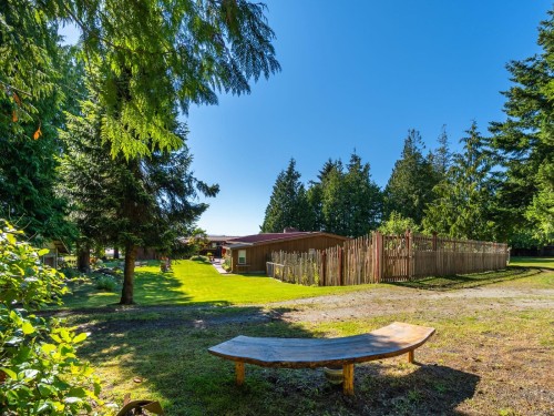 410 17Th Ave, Sointula, BC 
