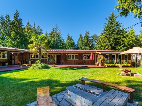 410 17Th Ave, Sointula, BC 