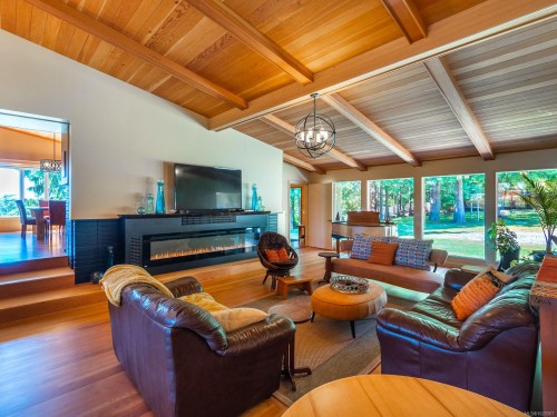 410 17Th Ave, Sointula, BC 