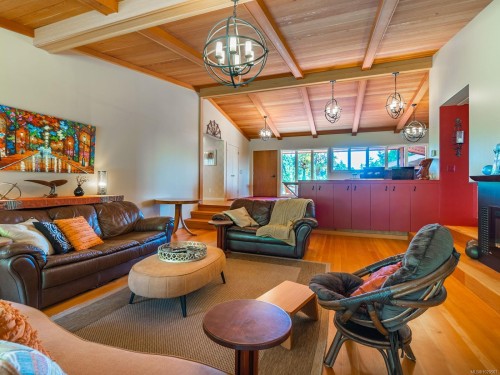 410 17Th Ave, Sointula, BC 