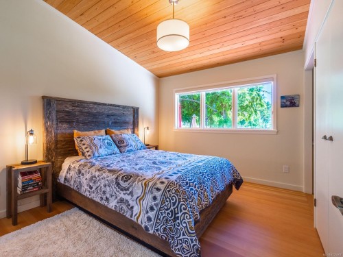 410 17Th Ave, Sointula, BC 