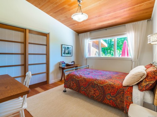 410 17Th Ave, Sointula, BC 