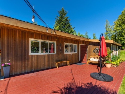 410 17Th Ave, Sointula, BC 