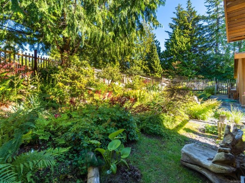 410 17Th Ave, Sointula, BC 