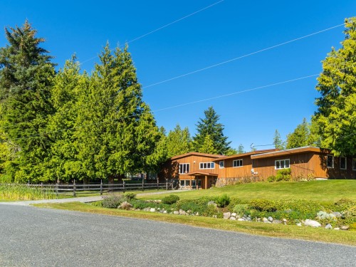 410 17Th Ave, Sointula, BC 