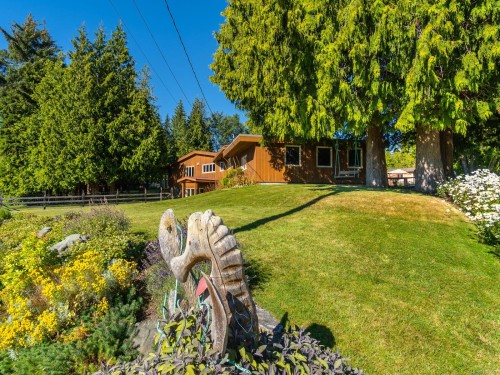 410 17Th Ave, Sointula, BC 